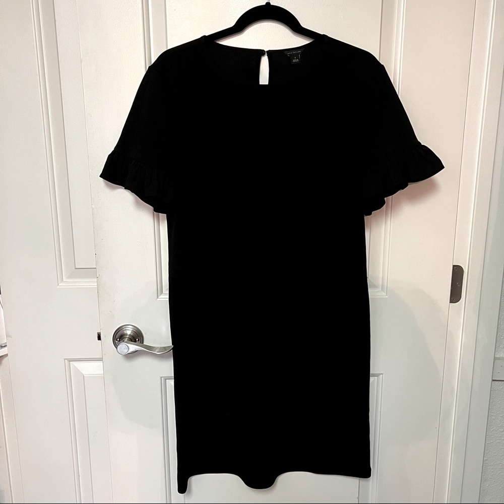 Ann Taylor shift dress
